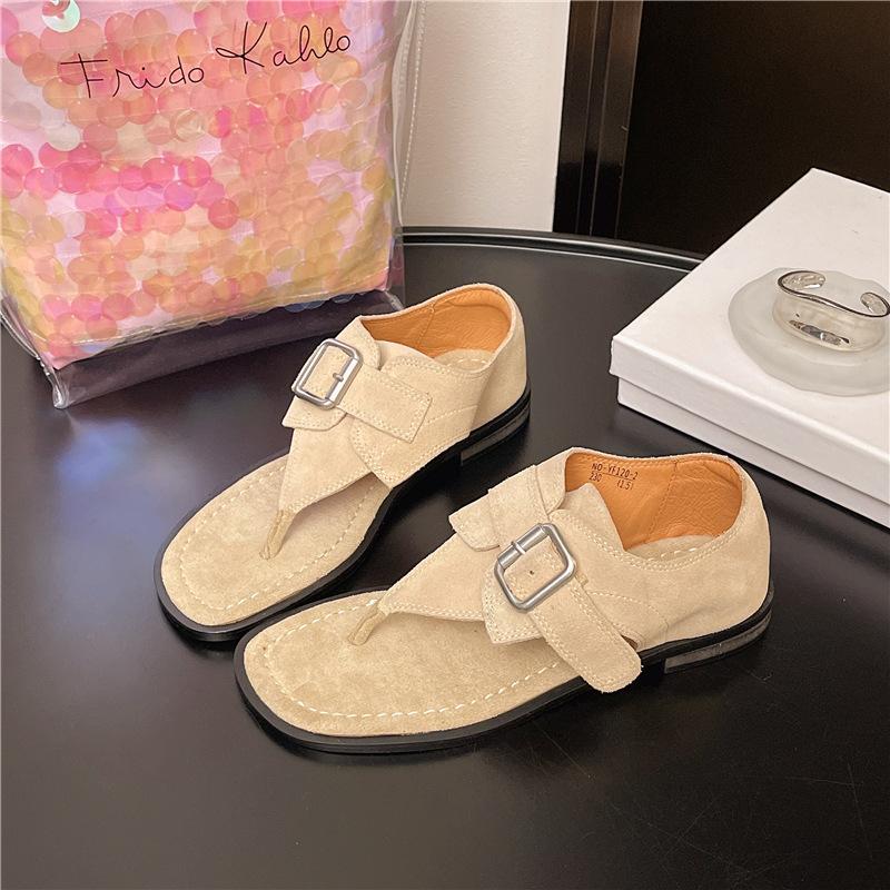 

European and American new temperament square head metal buckle Roman style sandals women s character toe retro open-toed low-heeled shoes 40 бежевый
