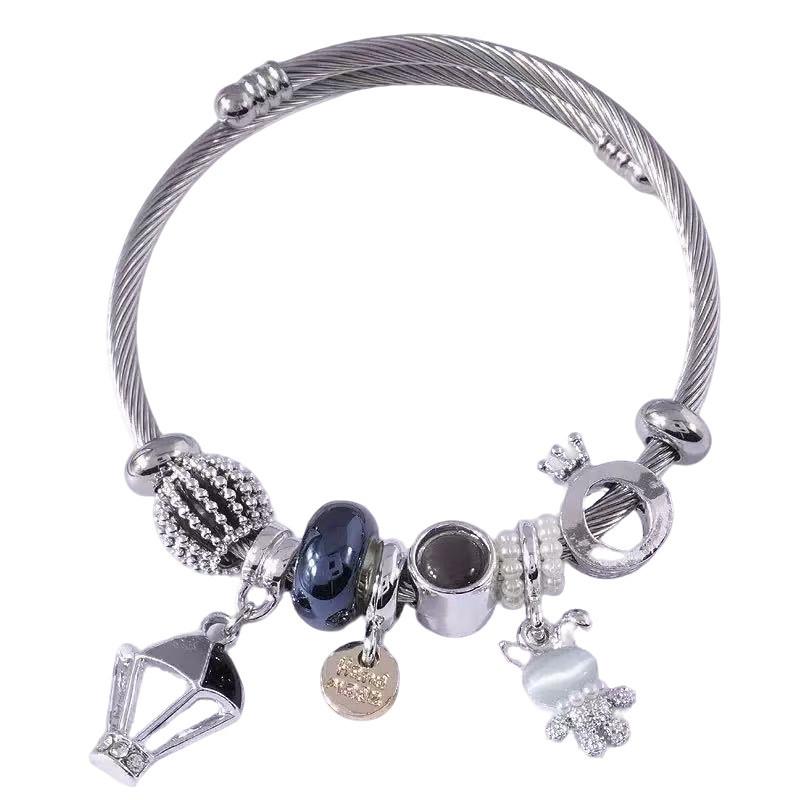 Stainless Steel Bracelet For Women With Bunny Pendant Elegant Jewelry For Gift Giving
