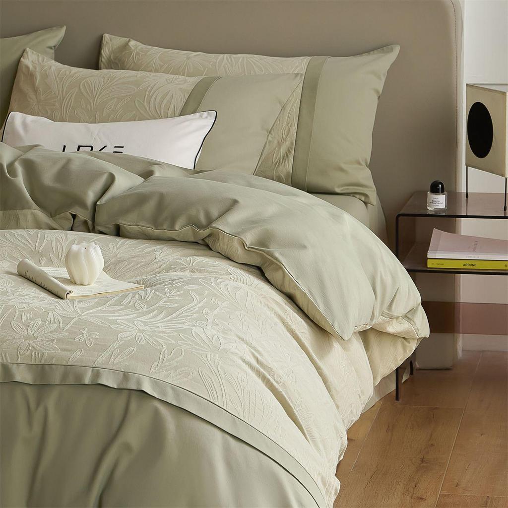 Luxurious 100s All-Cotton Mother-Baby Bedding Set: Warm, Skin-Friendly Jacquard, Four-Piece