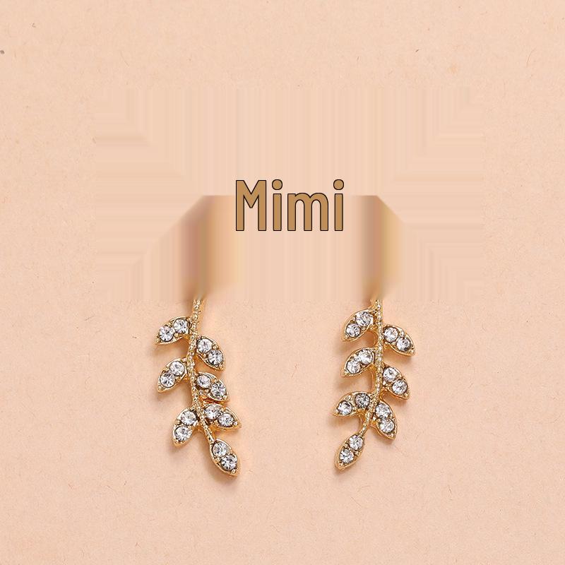 Simple Daisy Flower Earrings: Rhinestone Sunflower Design in Japanese  Korean Style