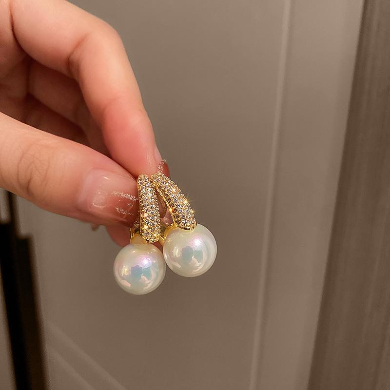 Vintage Light Luxury Long Dangle Earrings for Women, Fresh Sweet Style, Hypoallergenic Nickel-Free High-End Jewelry Gift