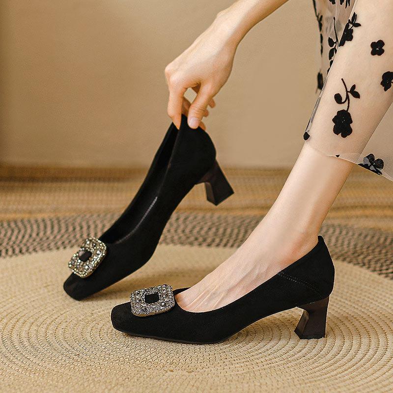 French square head single shoes women's middle heel 2025 new spring and autumn women's shoes rhinestone square buckle thick heel high heels are not t