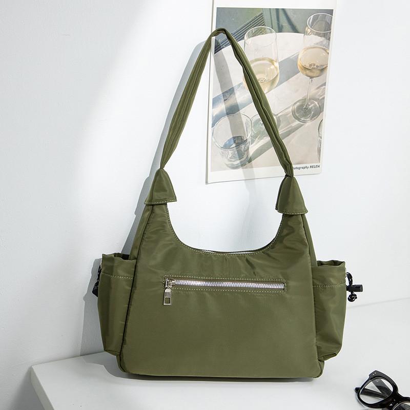 IELGY One-Shoulder Underarm Oxford Cloth Bag Casual Large-Capacity Commuter Simple Female Bag