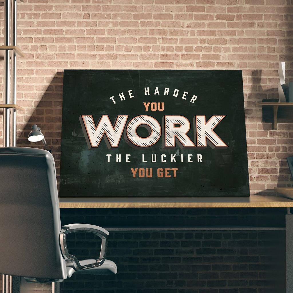 Cu cât muncești mai mult, cu atât devii mai norocos - Citate inspiraționale pentru birou, Artă de perete pe pânză, Alb-negru, Afirmații pozitive, Decor de perete