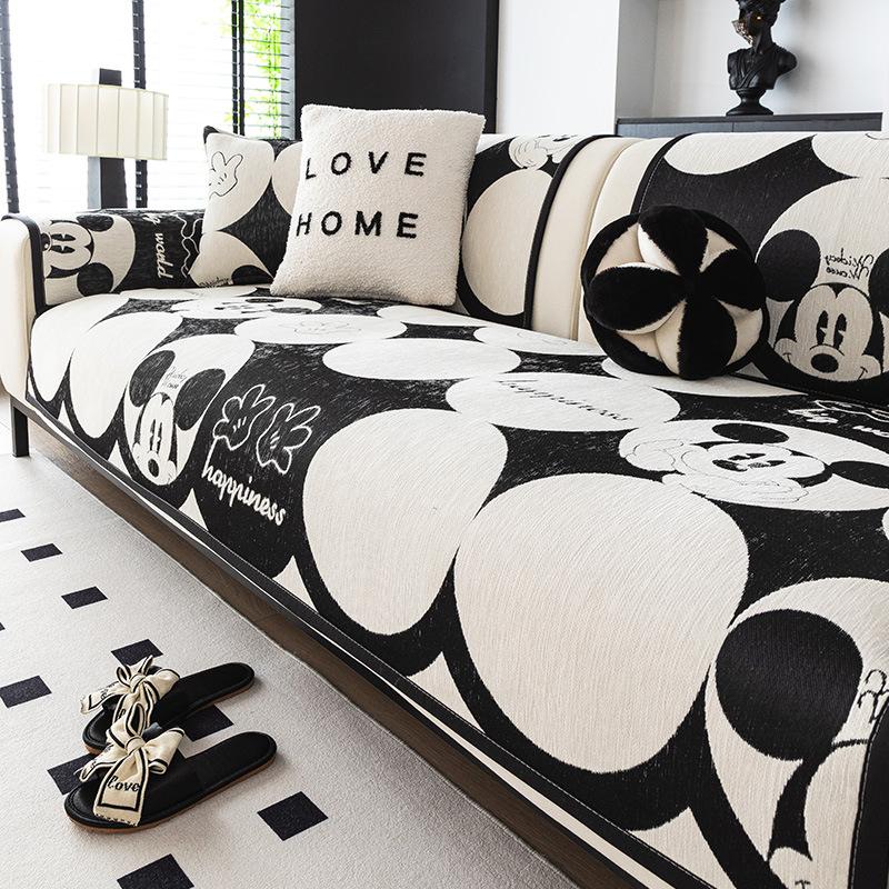 

Light Luxury High-End Sofa Cushion Universal In All Seasons New Non-Slip Seat Cushion Leather Sofa Cover Full Cover Cloth Towel 70*70cm