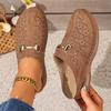 Ciabatte Comode da Donna - Scarpe Slip-On Zeppa con Intagli Floreali e Fibbia Metallica