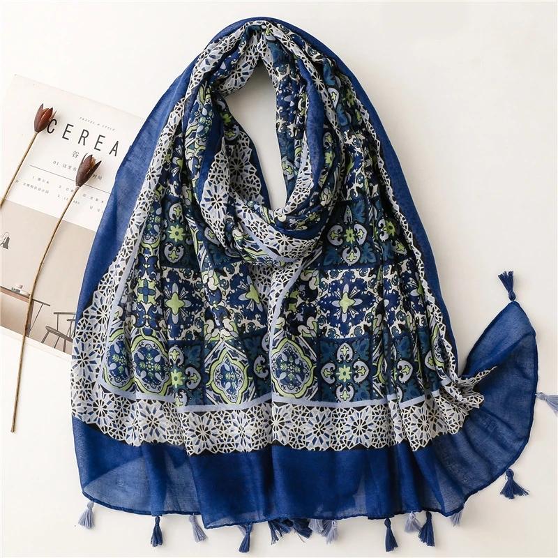 Design Brand Women Scarf Fashion Lovely Floral Print Cotton Spring Winter Warm Scarves Hijabs Lady Pashmina Foulard Bandana