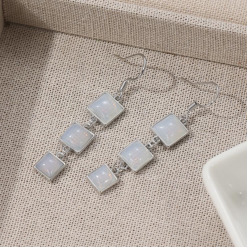 Bohemian Style Square Synthetic Moonlight Stone Long Dangle Earrings for Women Elegant Exquisite Wedding Banquet Jewelry Pendant
