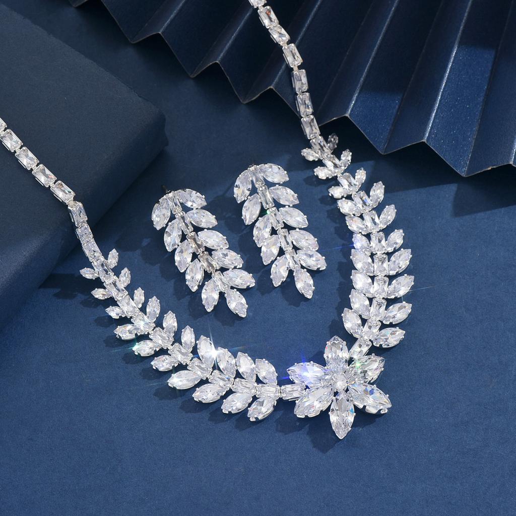 Exaggerated Zircon Wheat Ears Flower Water Drop Earrings Necklace Light Luxury High-End Collarbone Chain Fashion Jewelry Set