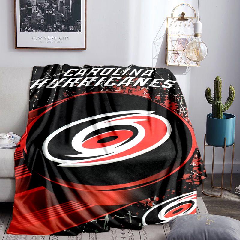 Carolina Hockey Logo Throws Blanket Flannel Blankets Plush for Couch Bed Gifts for Men Women Travel picnic blanket Christmas fan gifts