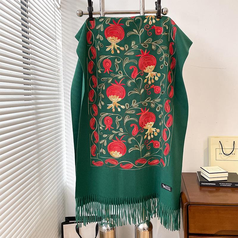 

Осенне-зимний контрастный цвет с вышитыми листьями граната, двухсторонний теплый шарф, женская дорожная шаль в этническом стиле 185cm зелёный