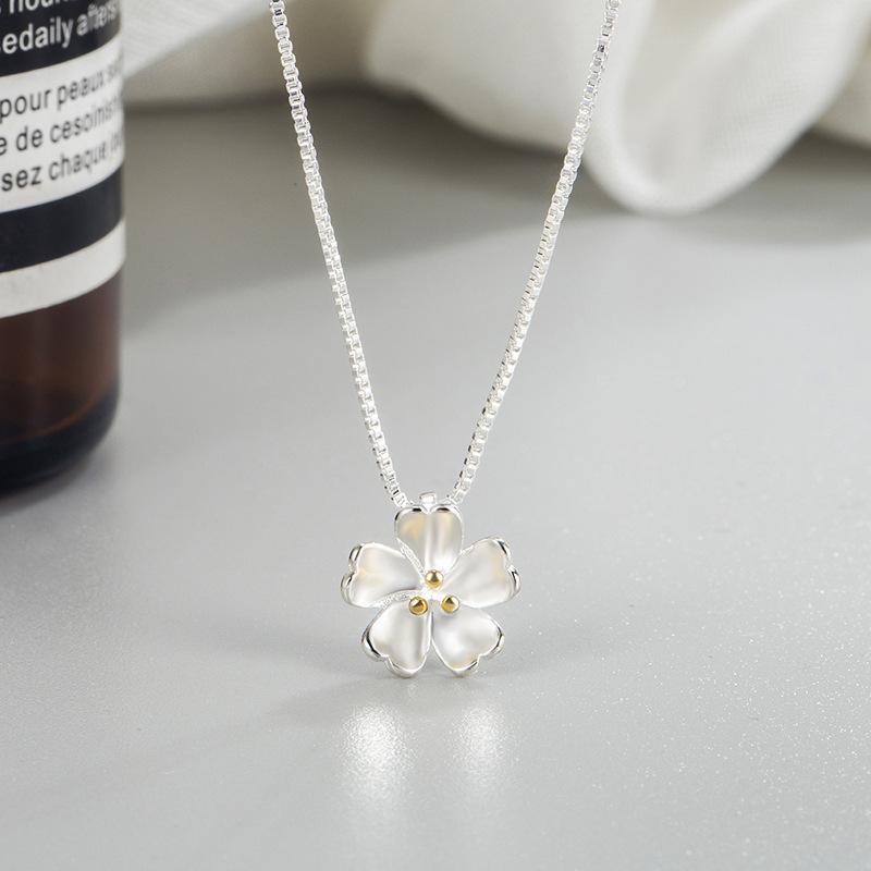 

New Silver Color Separation Cherry Blossom Pendant Necklaces for Women Romance Flower Choker Student Party Jewelry Gift
