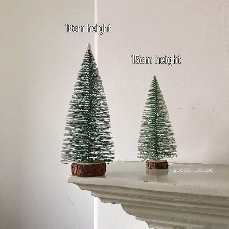 Cedar Style Mini Christmas Tree Ornament - Creative, Cute Holiday Desktop Decoration and Gift