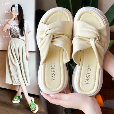Fashion Versatile Slippers for Women Summer Outwear 2024 New Korean Crossover with Thick Sole One Line Drag Beach Sandals