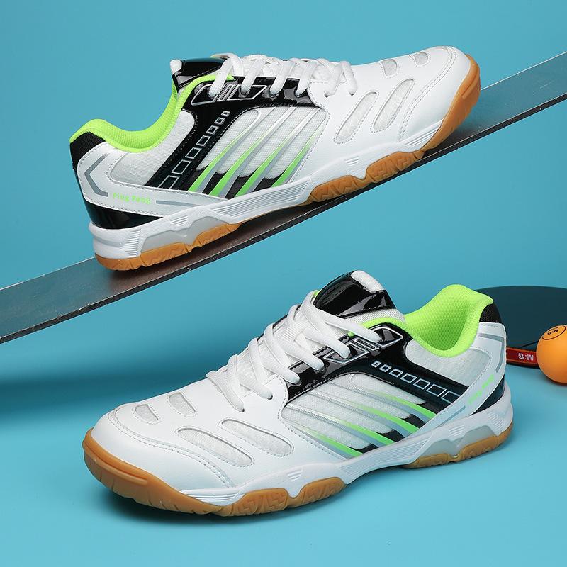 Large Size Tennis Shoes Men's and Women's Shoes Indoor Badminton Shoes Teen Students Sports Shoes Couple