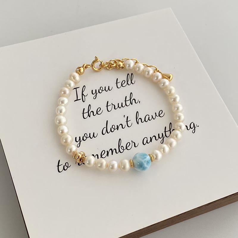 Retro pearl simple temperament bracelet zircon winter niche design bracelet