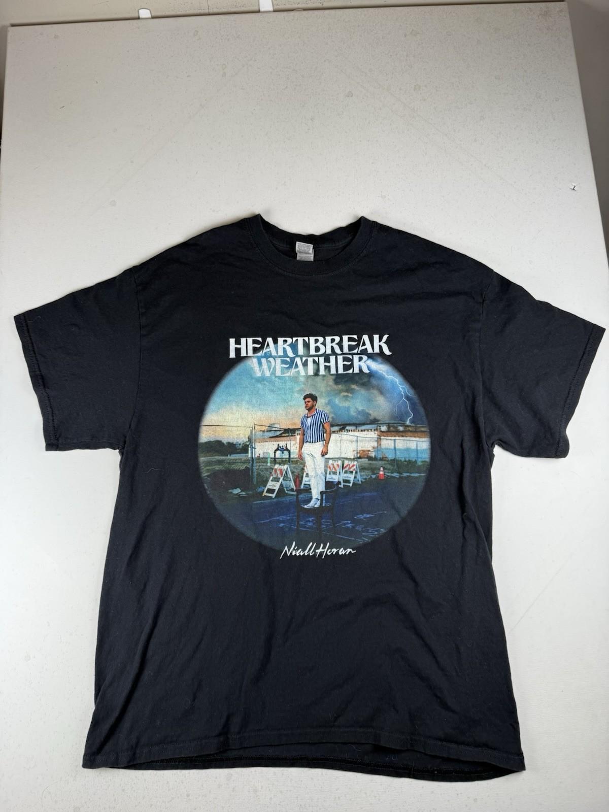 Niall Horan Heartbreak Weather Black T-shirt Size XL Unisex T-Shirt XXXL