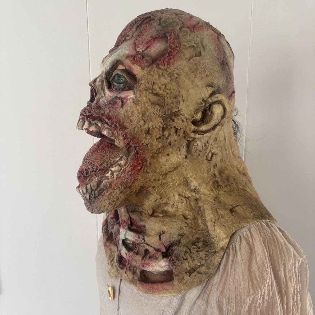 Haunted House Secret Room Escape Horror Scary Sticking Tongue Zombie Mask