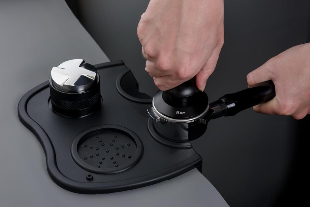 La Mellow Espresso Coffee Constant Pressure Tamper, 53mm (Stainless Steel Base + Aluminum Handle), Includes Tamper Mat