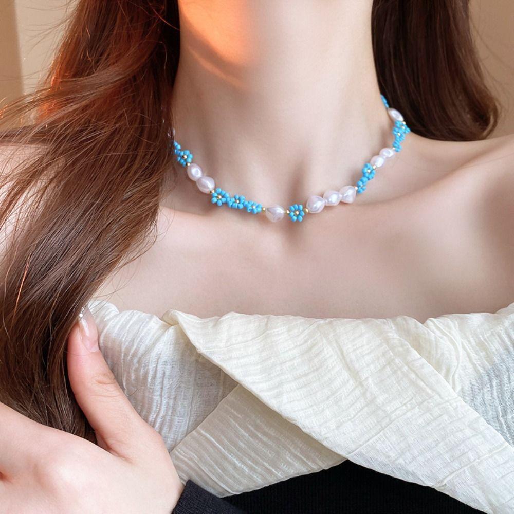 Minority Design Daisy Bracelet Bead Flower Pearls Clavicle Chain Simple Rice Bead Necklace  Women