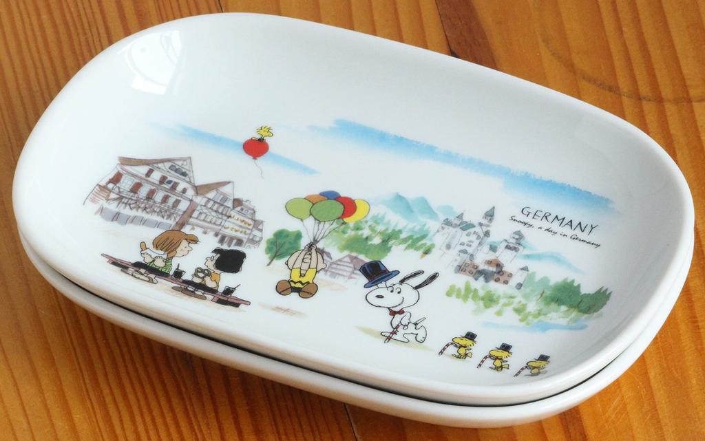 Shimizu Ceramics Snoopy Oval Germany Set of 2 3870067 Plates, & Mexico, Designs,