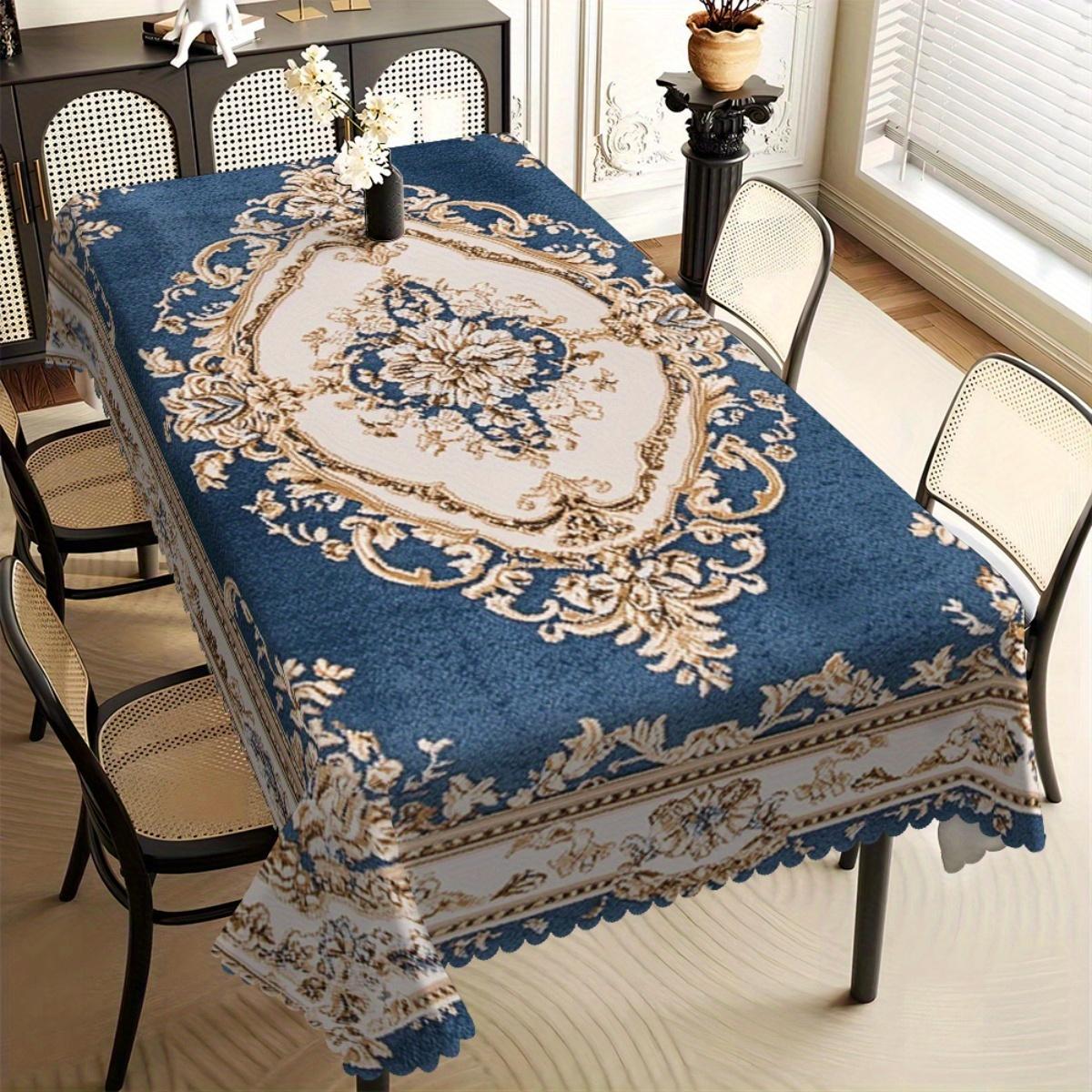Luxe Vintage Blauw Bloemen Tafelkleed, Barokstijl met Gouden Accenten, Golvende Rand, Vlekbestendig voor Eetkamer & Formeel 140x160cm