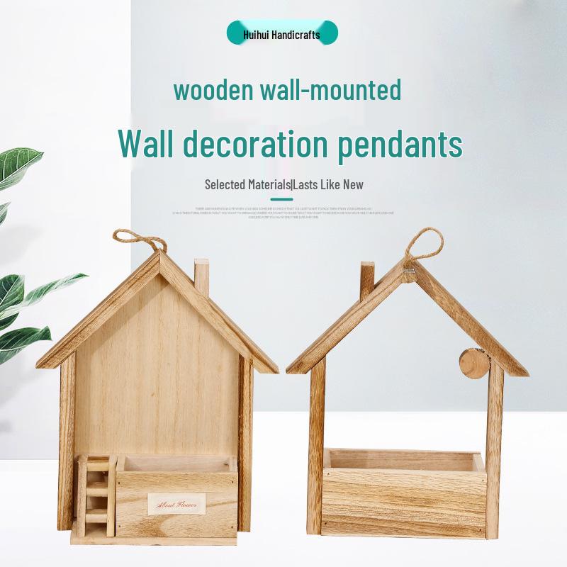 Kreativer Hängeblumenkorb aus Holz für Wohnzimmerdekoration