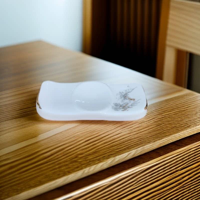 Luxury Gold Rim Bone China Tableware Set: Elegant Ceramic Plates, Bowls, and Dishes for Home and Hospitality Use