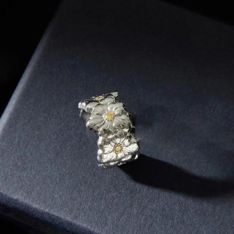Exquisite Classic Series wire drawing craft Shiny Gardenia flower rings for women Copper plating Single Row crystal ring Zircon