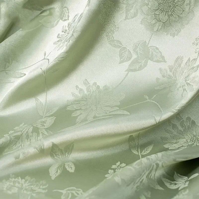 Vintage Kyselina octová Saténová látka Měkký vzor květinových větví Žakárová látka na Oblečení Šaty Sukni Cheongsam DIY Šití Textil