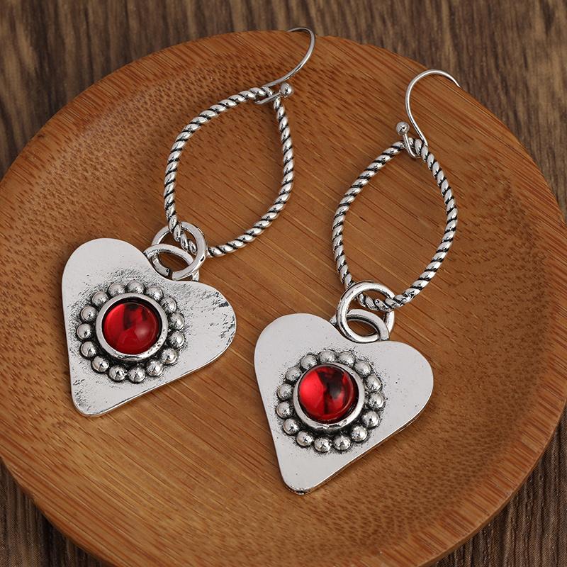 Vintage Gorgeous Heart-shaped Red Stone Pendant Earrings Women's Holiday Party Silvery Plated Retro Jewelry Accessories