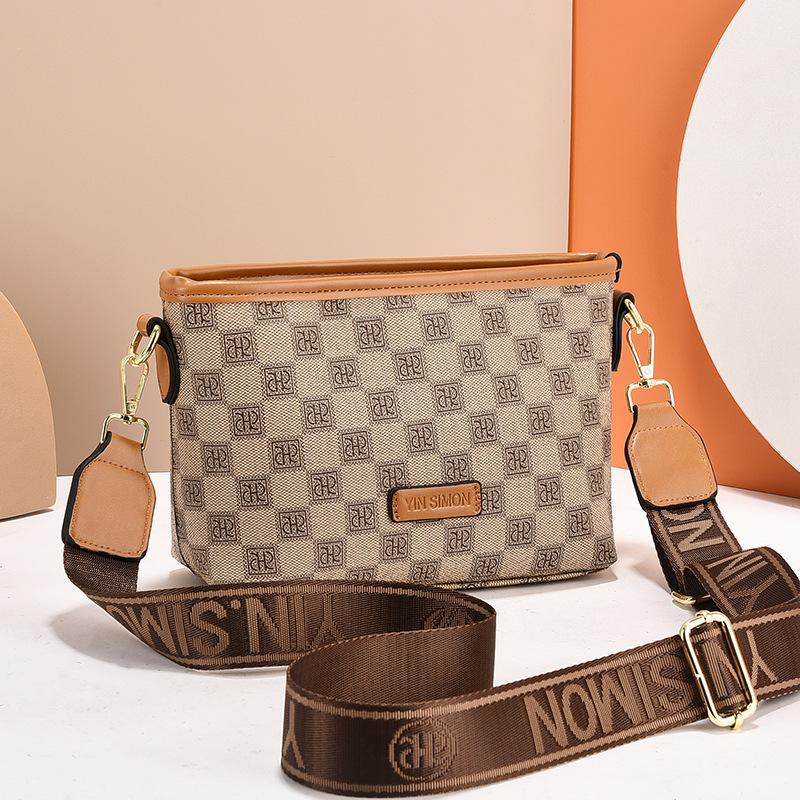 Bag women's 2025 new high-end women's shoulder messenger bag pu fashion small square bag dumpling bag women's bag