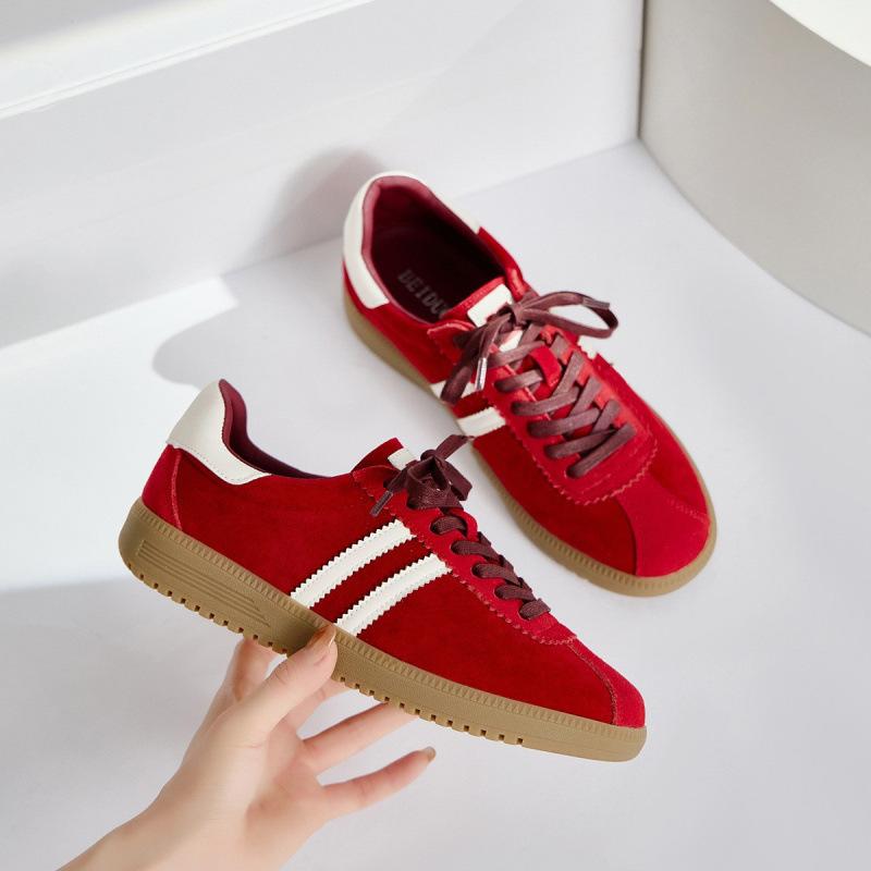 Red Leather Women's Spring New Flat-bottomed Versatile Board Shoes Casual Sports Shoes