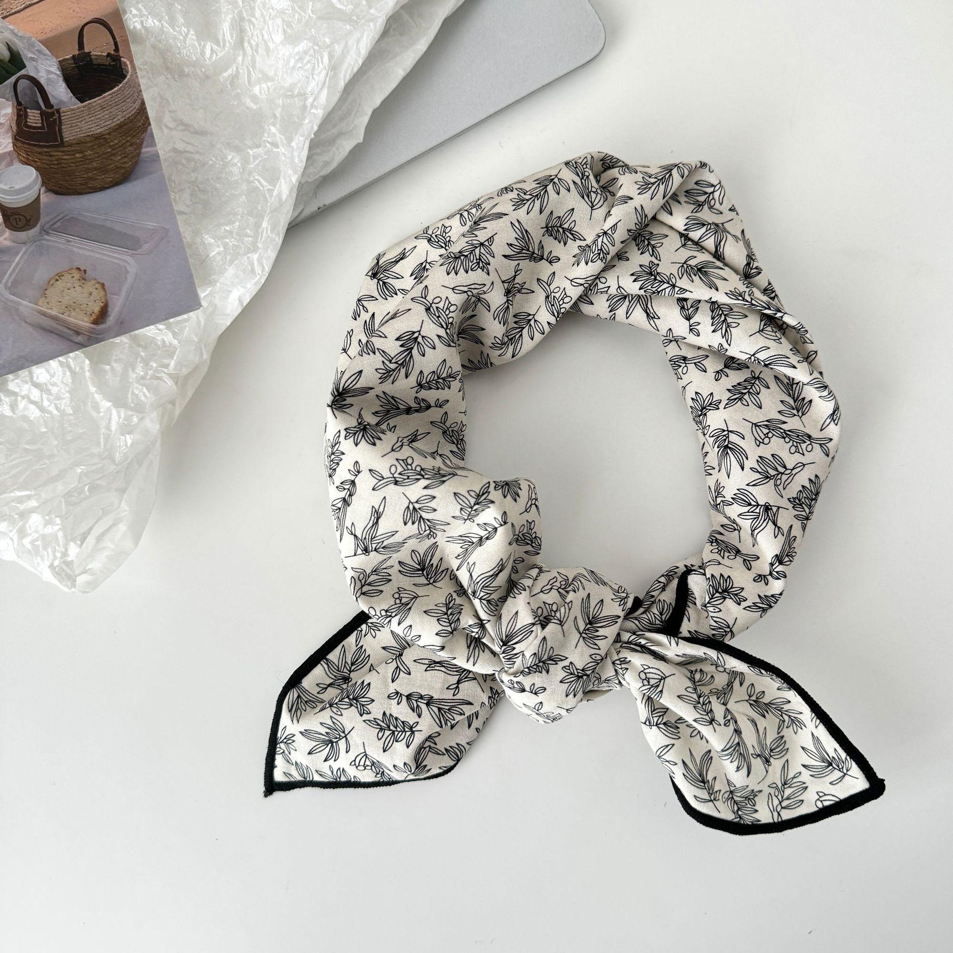 

Spring And Summer French Retro Fresh 58 Cotton Square Scarf Versatile Neck Protector Small Scarf Thin Scarf Tied Hair Silk Scarf Headband Floral 58-58