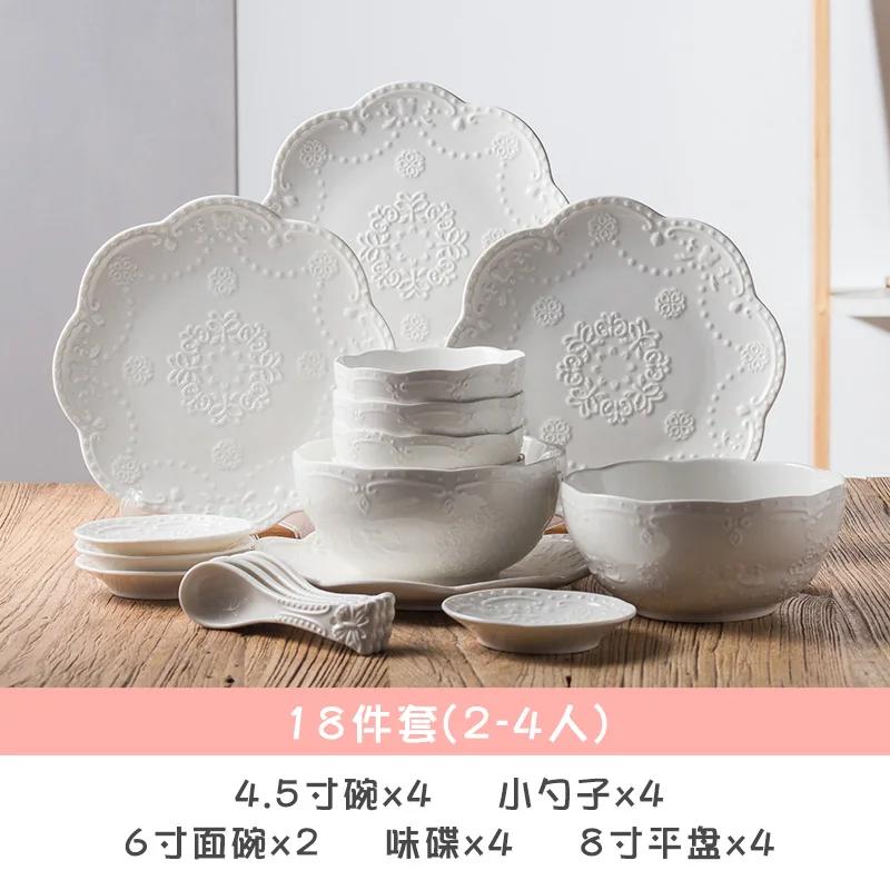 18 pcs Kit relief ceramic bowl set / plate and bowl set / home dining set / European-style bowl and plate set