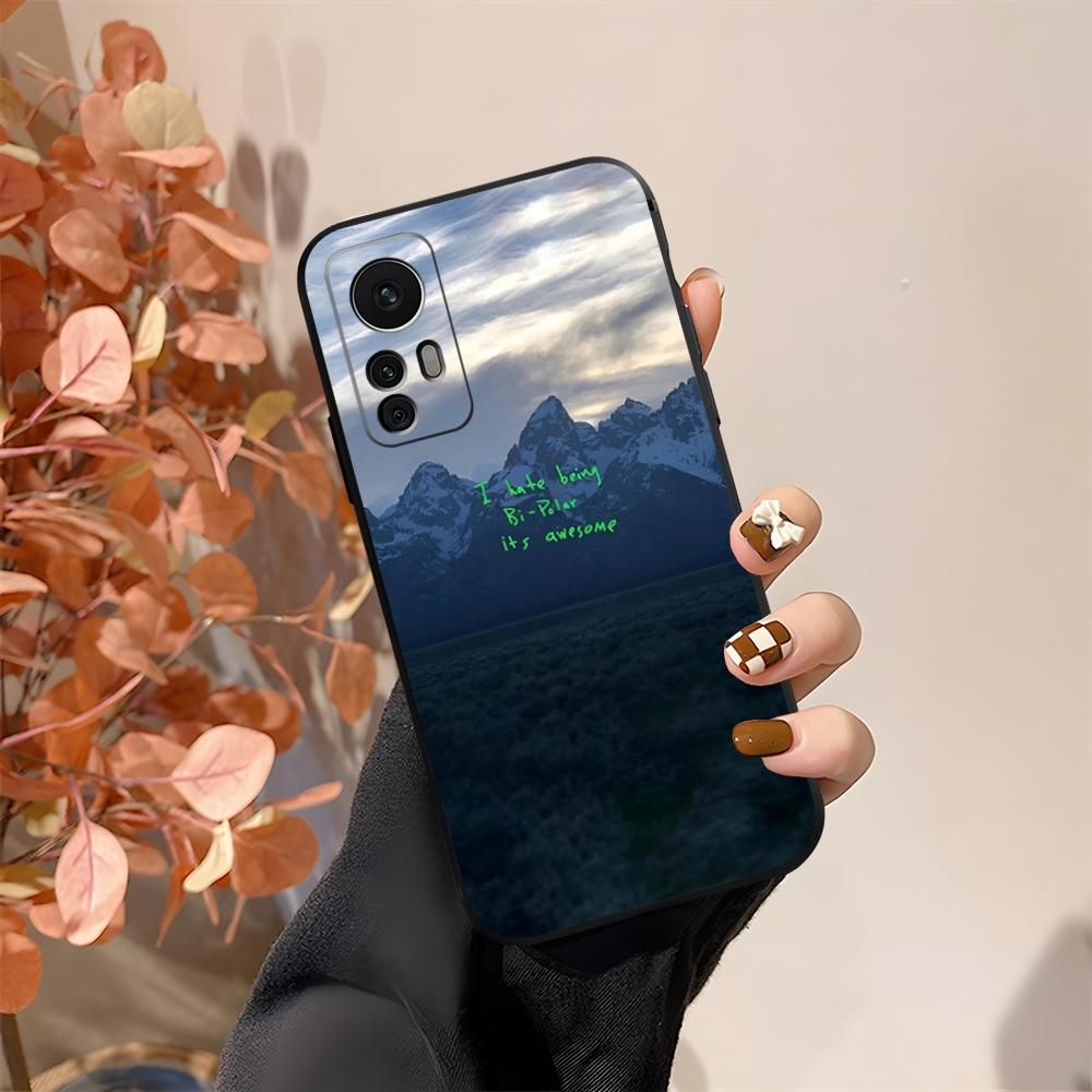 

Kanye West Ye Rapper Phone Case Fundas For Xiaomi 15 14 12 Lite Pro 13 11t POCO X5 M6 M5 X6 X3 F5 F6 Pro Cover POCO M6 5G