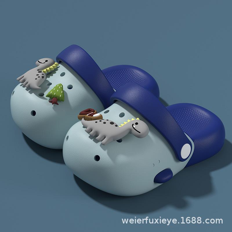 Tamancos infantis de desenho animado para o verão, sandálias fechadas antiderrapantes para meninos e meninas, chinelos fofos para bebês e crianças pequenas para uso externo