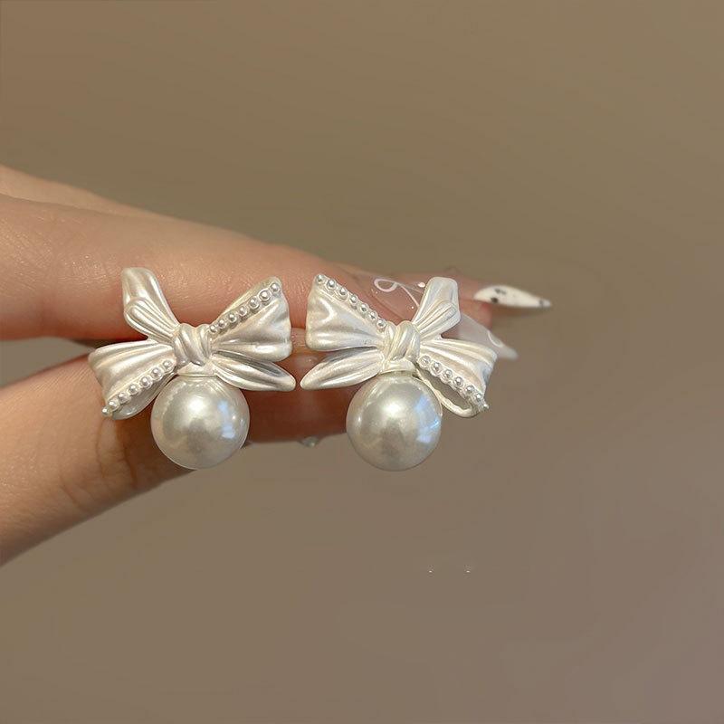 French Style Pearl Bowknot Earrings For Women Sweet Exquisite Irregular Bow Stud Earrings For Women Ear Buckle Party Holiday Jewelry Gifts