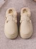 Girls Wear Thick Soled Cotton Shoes and Snow Boots with A Thick Sole To Increase Height