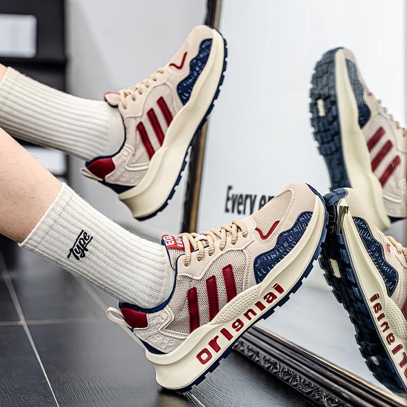 Yeni Moda Erkek Dört Mevsim Rahat Ayakkabılar Öğrenciler Erkek Çocuklar Trend Yumuşak Taban Nefes Alabilir Günlük Koşu Spor Ayakkabıları