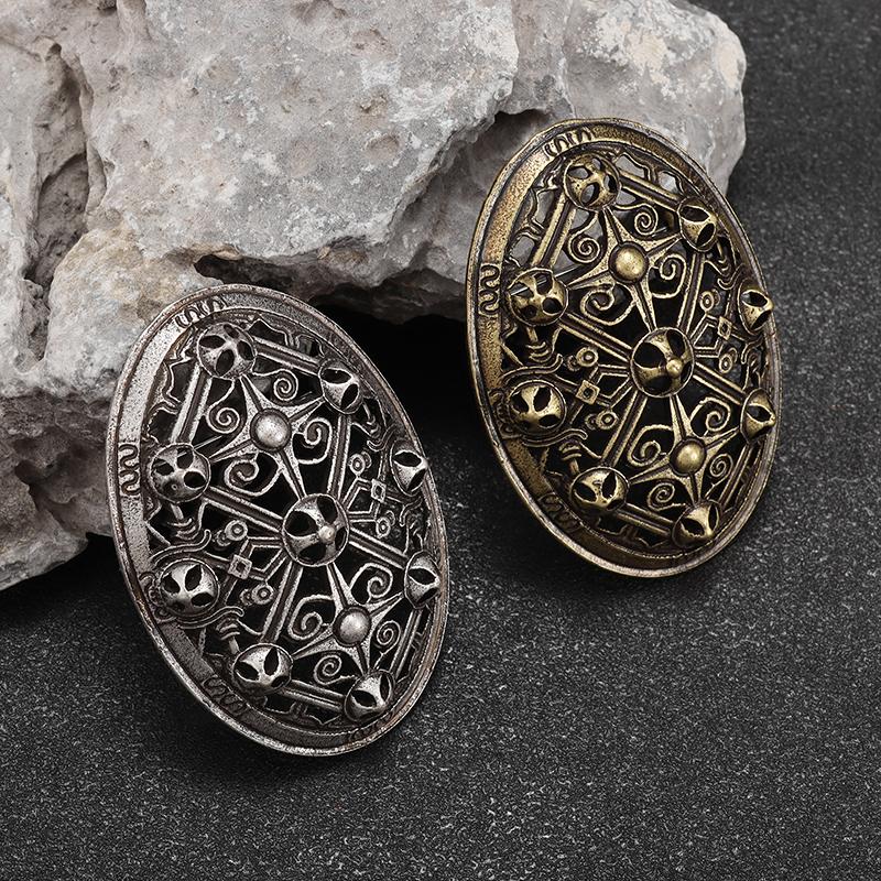 Vintage skandinávská brož štít severská mytologie keltská kovová brož punkový amulet špendlík pro muže