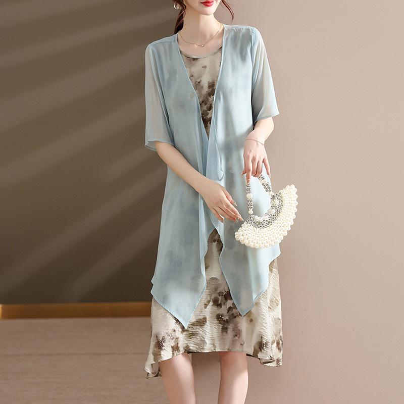 

Elegant Chiffon Summer Dress Set for Mature and Elderly Women - Stylish Two-Piece Skirt Ensemble 2XL (Recommended 120-135 jin) світло-зелений колір