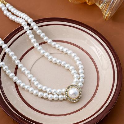 French Retro Light Luxury Pearl Necklace, Gentle And Small Fragrant Geometric Round Collarbone Chain Elegant Hepburn Style Necklace