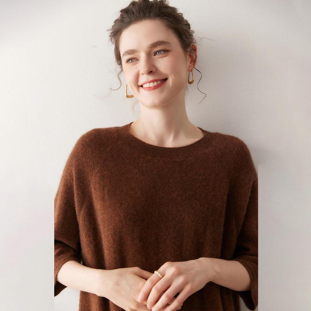 Korean Style Short Sleeve Cashmere Knit Dress for Women - Slimming Long Pullover with Round Neck, Autumn/Winter