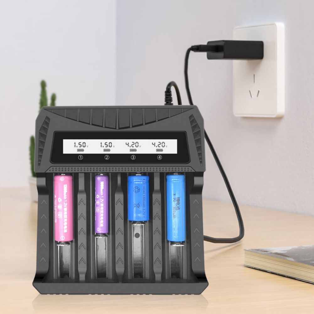 1.2V-1.5V Ni-MH Lithium battery charger AA/AAA Rechargeable Batteries