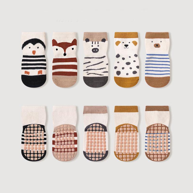 5 Paires de Chaussettes Antidérapantes pour Enfants Motif Dessin Animé Mignon Chaussettes de Sol pour Bébés Garçons Filles Confortables Respirantes pour Tout-Petits Enfants M 1-3Y 12-13cm brown