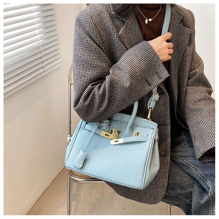 2021 Trendy Korean Style Women's Luxury Textured Crossbody and Shoulder Bag, Versatile Fashion Handbag
