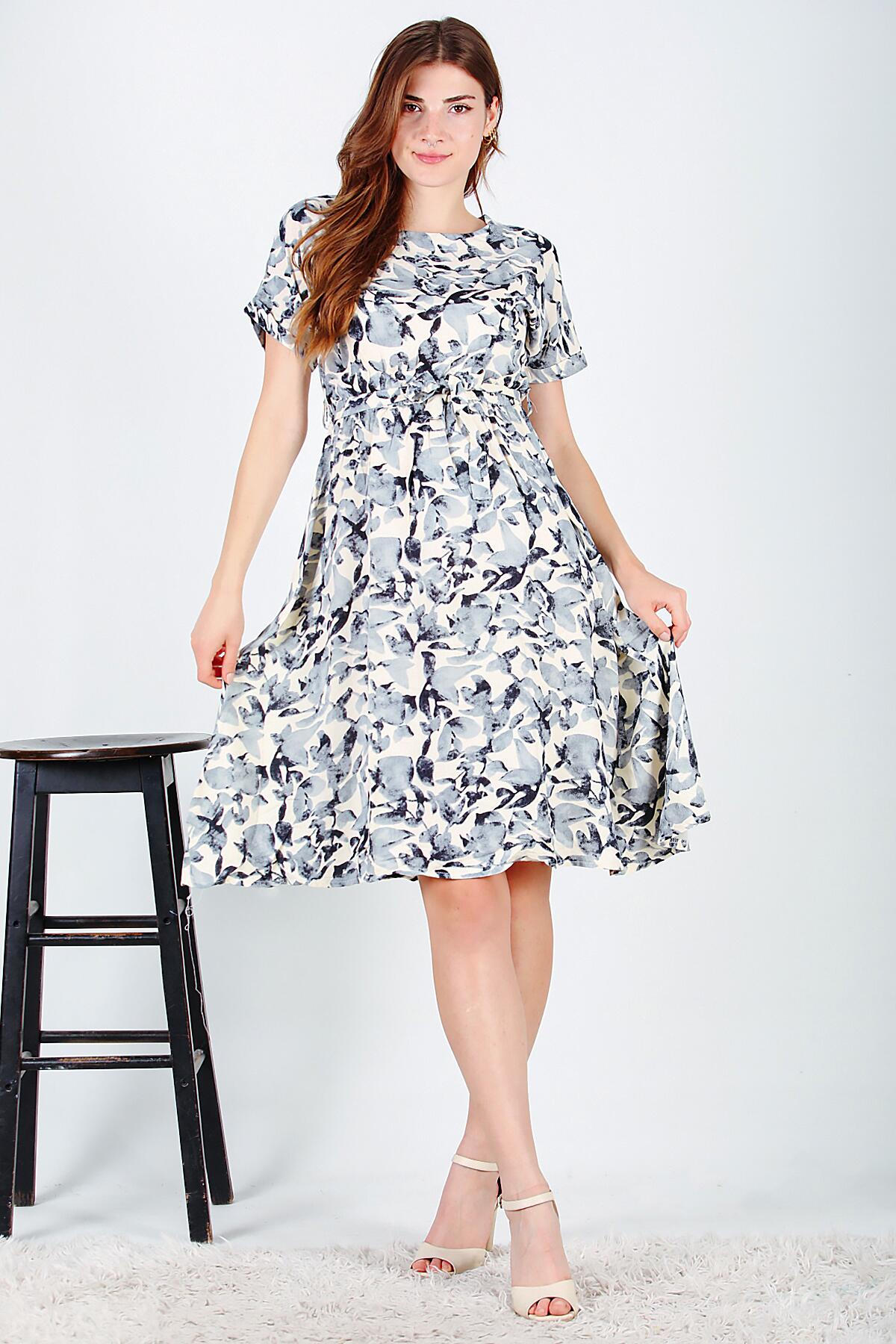 

Женское вискозное платье с двойным рукавом