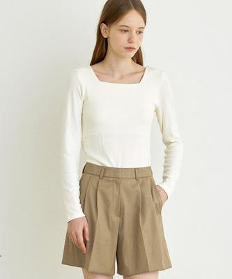 Aejeuipeu Marie Square Neck T-Shirt (Ivory)