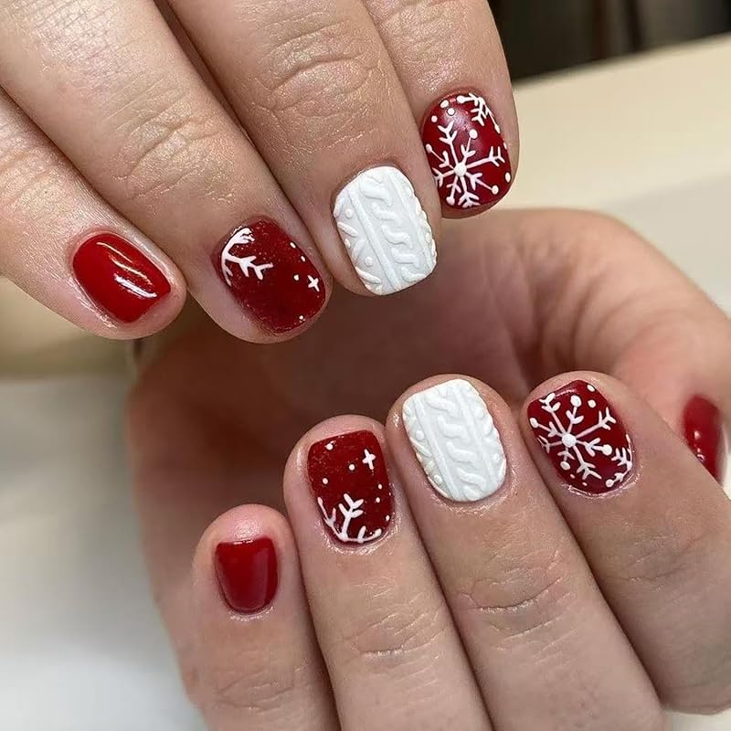 Snowflake Press on Nails Christmas Long Square Fake Nails Winter Snowman Acrylic Glue on Nail Glossy Xmas Stick on Nail for Women
